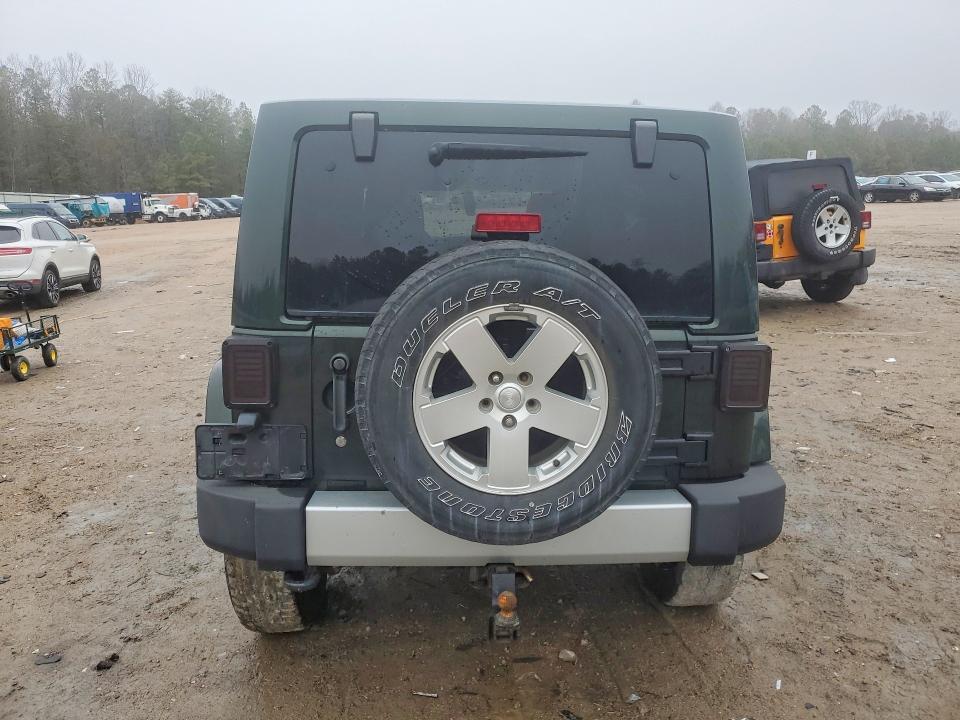 2011 Jeep Wrangler Unlimited Sahara