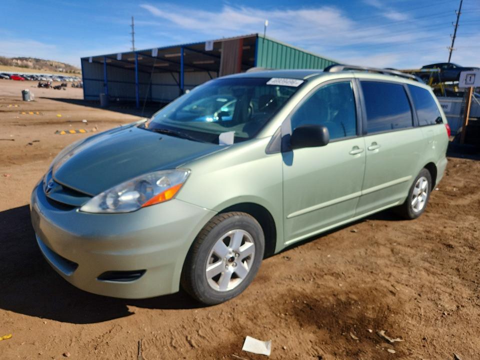 2009 Toyota Sienna le 7-passenger