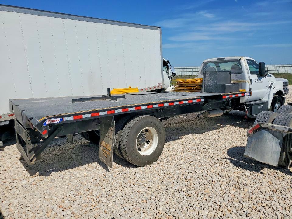 2025 Ford F750 Super Duty Flatbed Truck