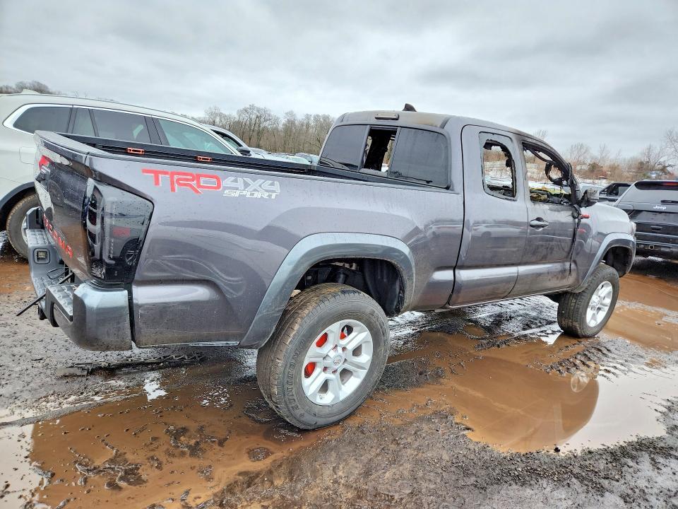 2016 Toyota Tacoma TRD Sport