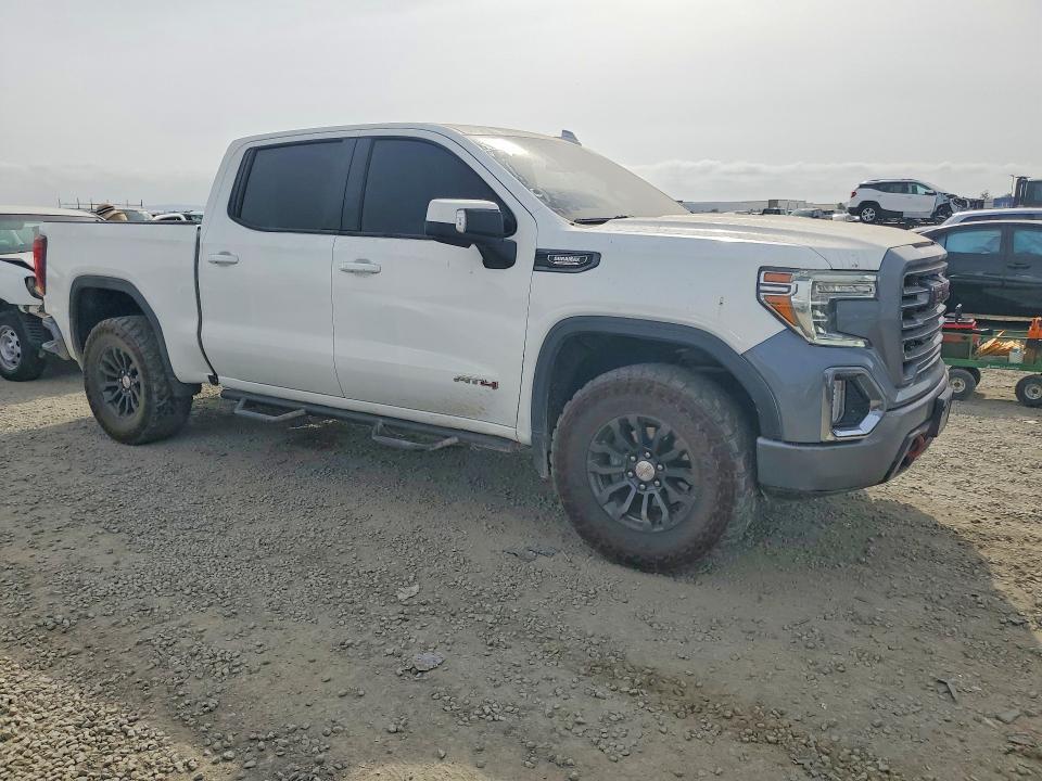 2021 GMC Sierra K1500 AT4