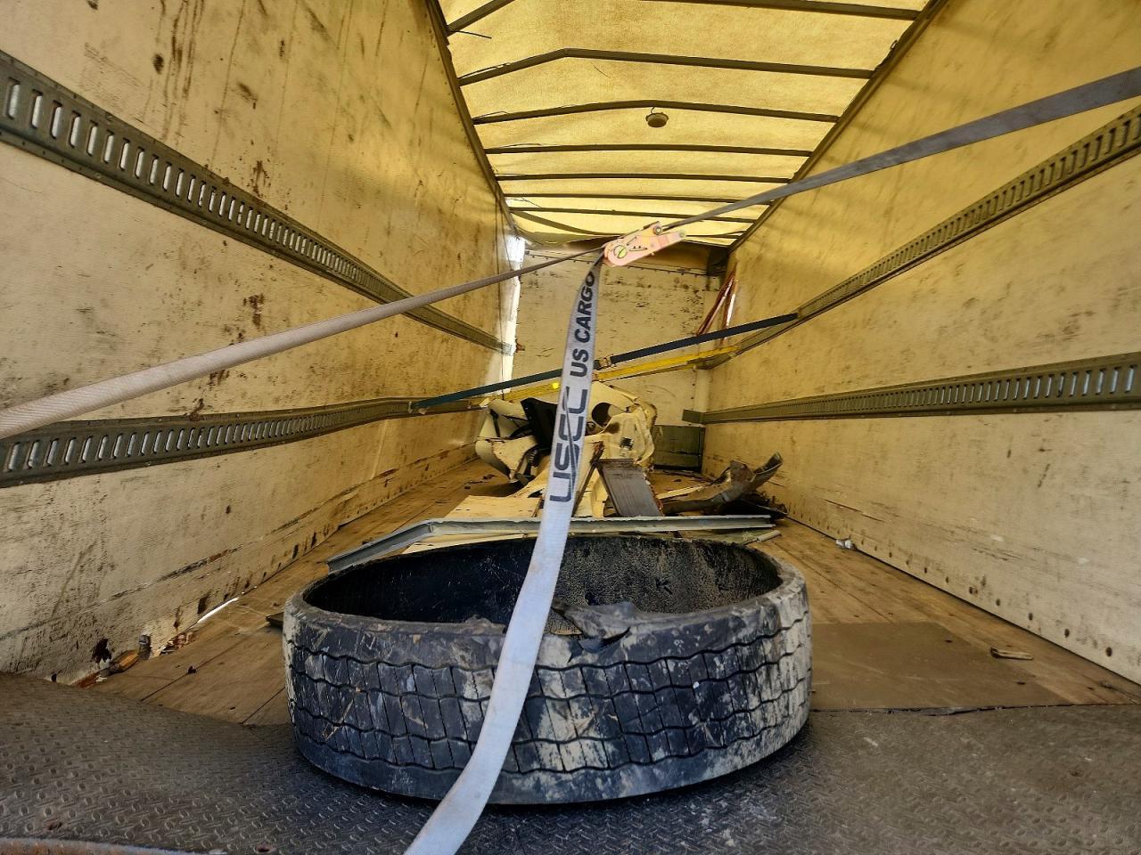 2013 Freigliner 2013 Freightliner Business Class M2 BOX Truck