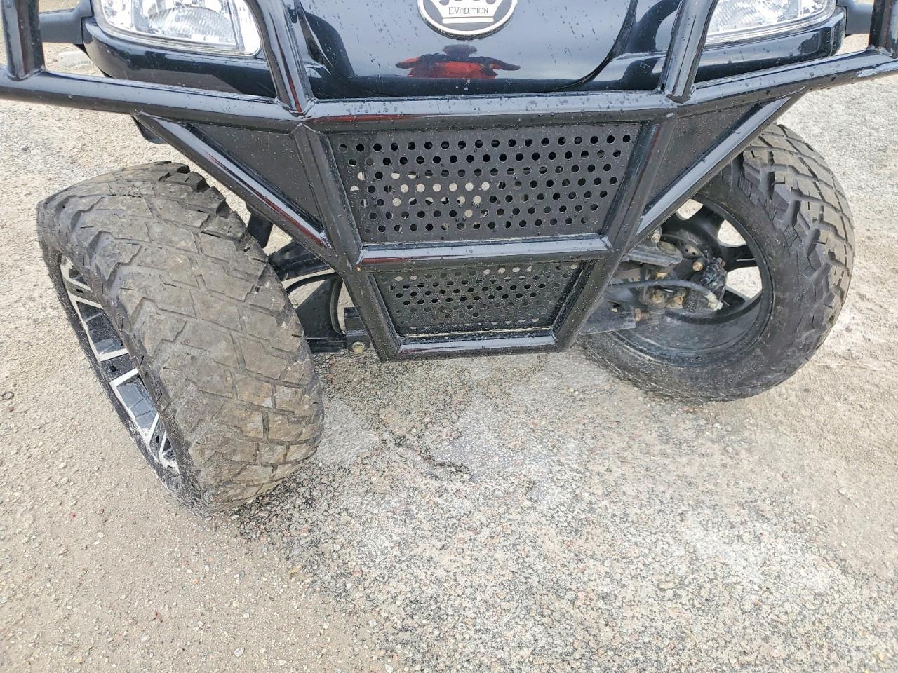 2025 Evolution Golf Cart