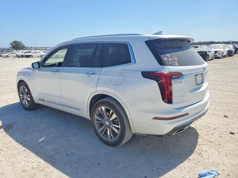 2025 Cadillac XT6 Premium Luxury