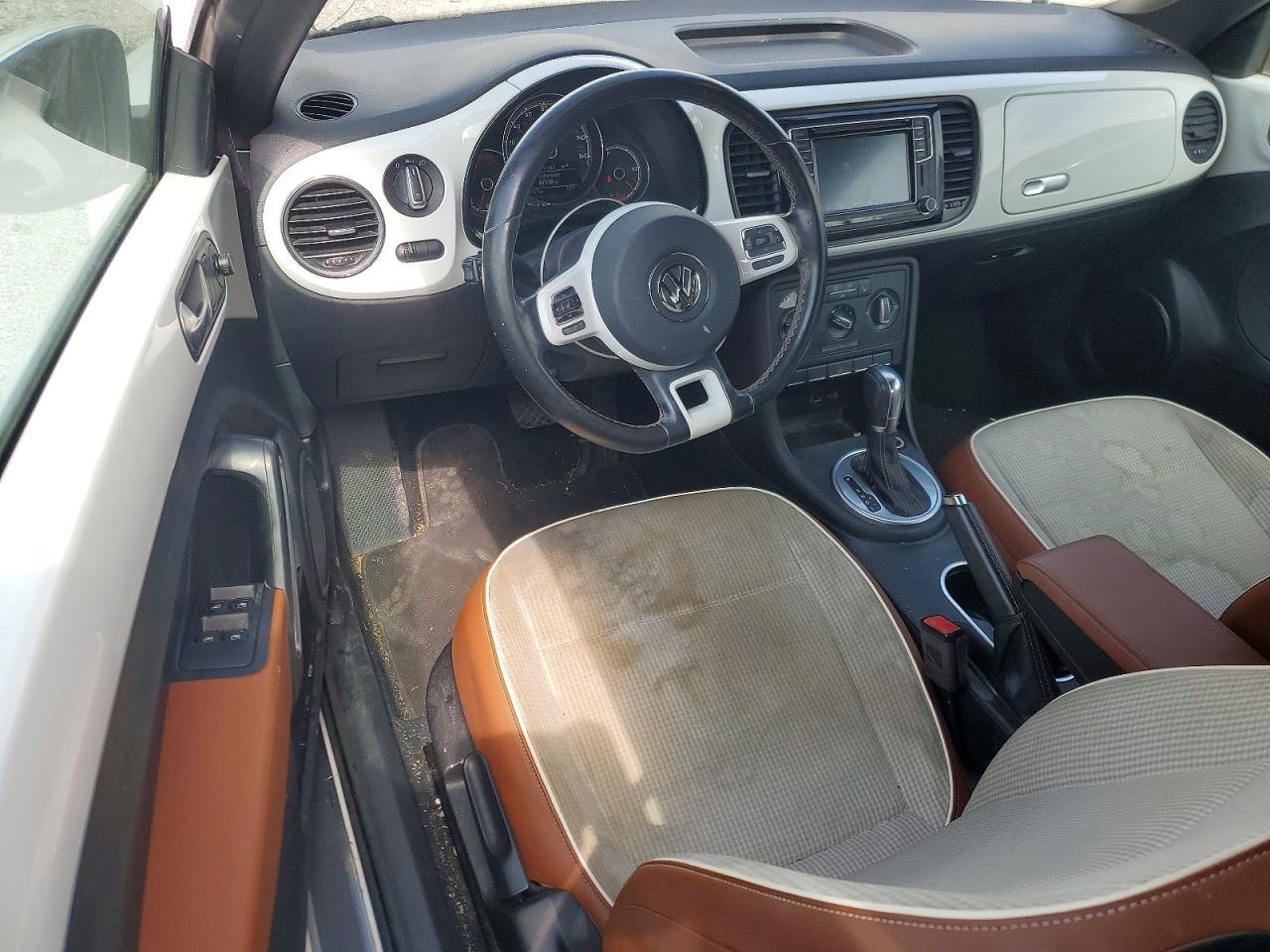 2017 Volkswagen Beetle s