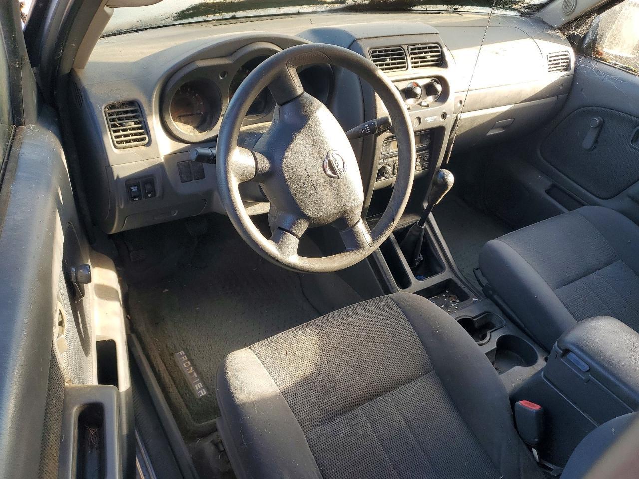2002 Nissan Frontier Standard