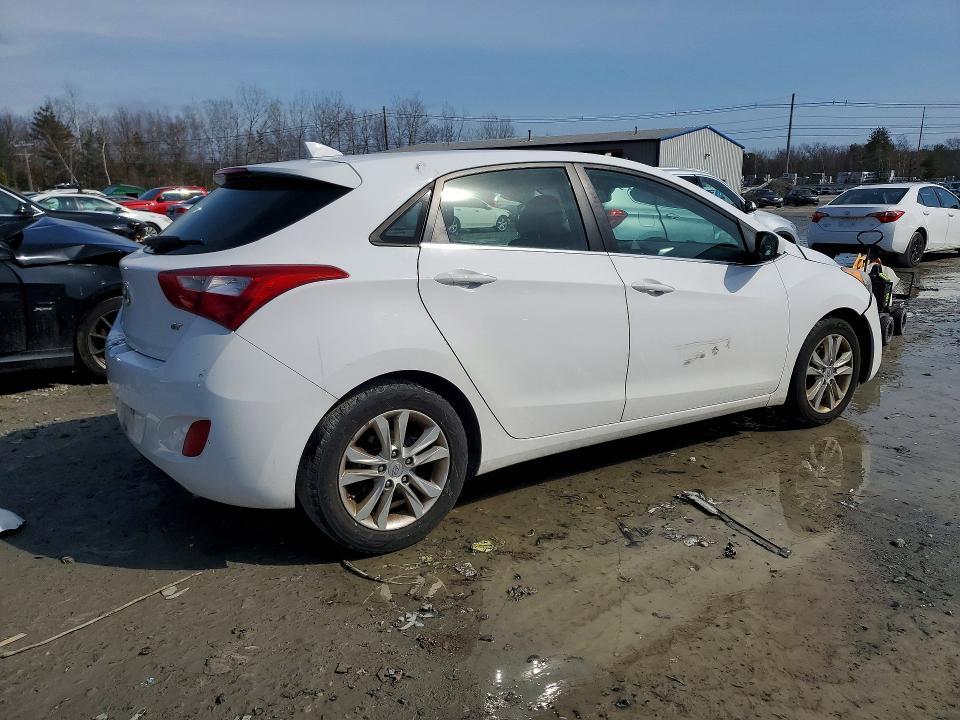 2013 Hyundai Elantra gt Base