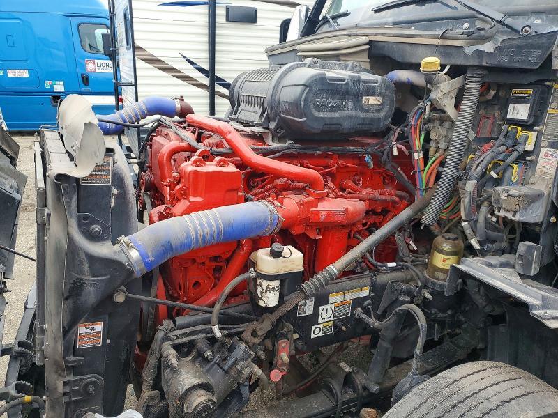 2023 Peterbilt 579 Semi Truck