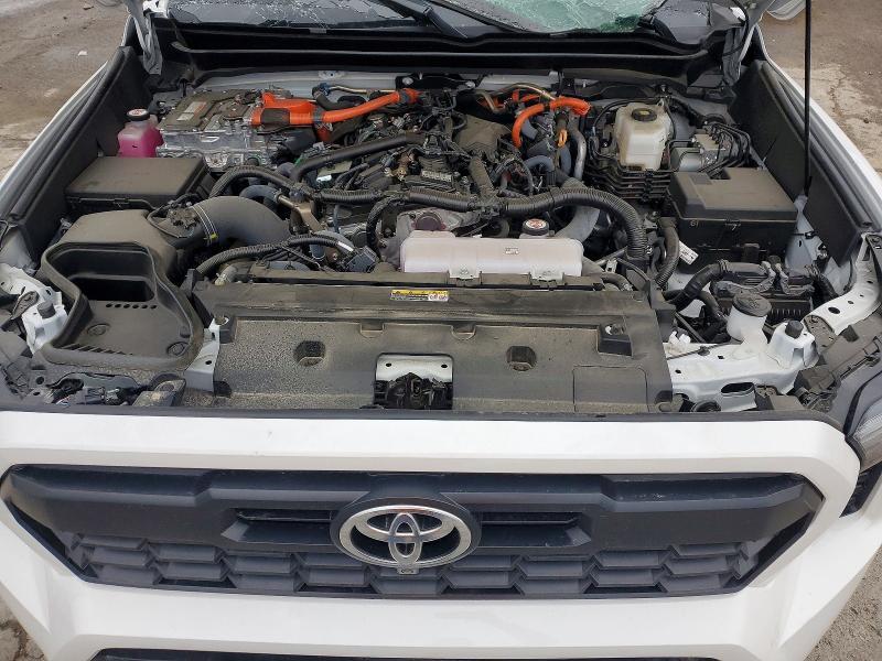 2025 Toyota Tacoma TRD OFF-ROAD HV