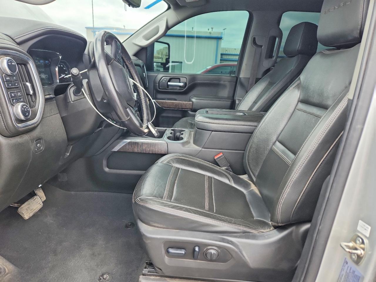 2022 GMC Sierra K3500 Denali