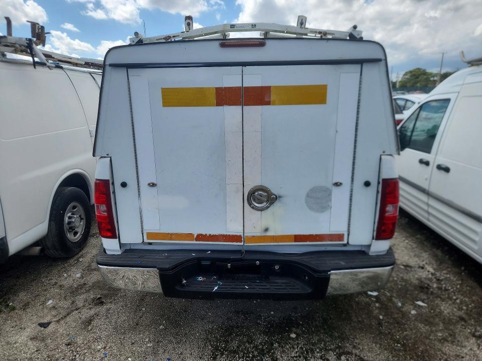 2013 Chev 1500 4X2 / Pickup