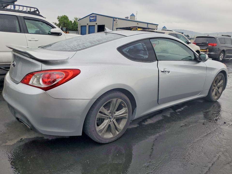 2010 Hyundai Genesis Coupe 2.0t