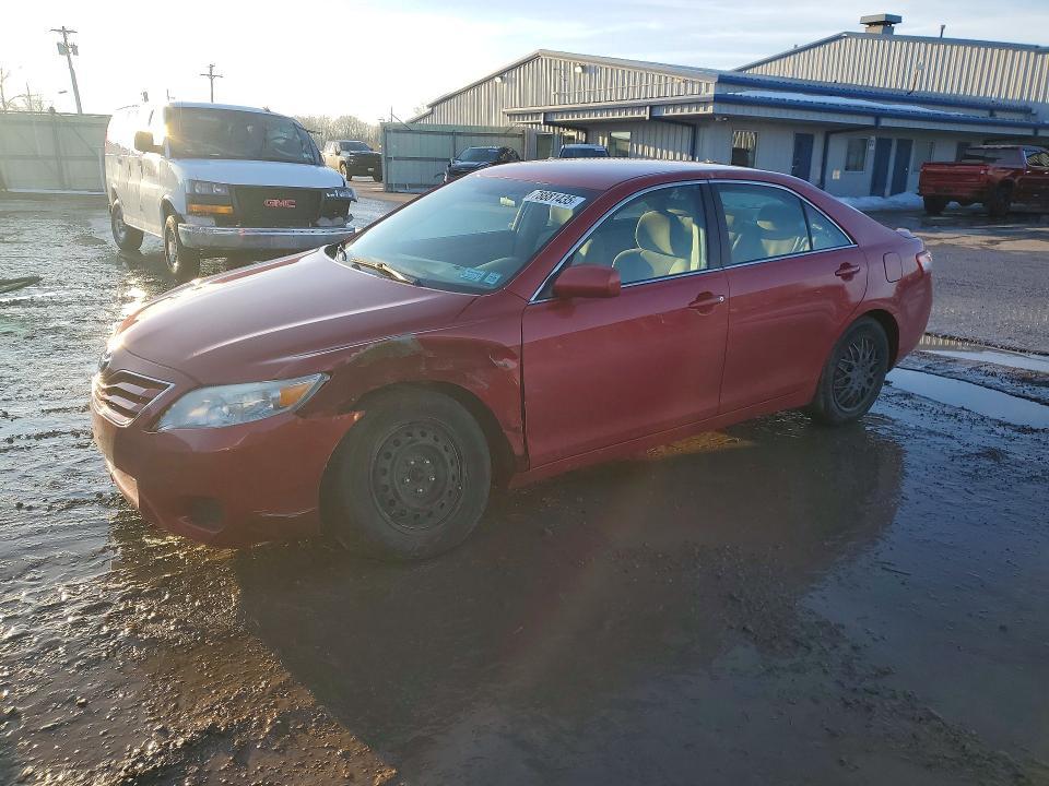 2010 Toyota Camry le