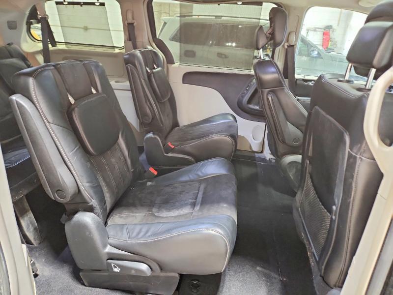 2014 Chrysler Town & Country Touring