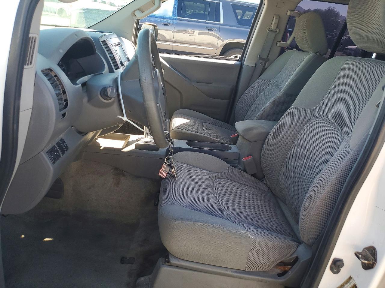 2015 Nissan Frontier S