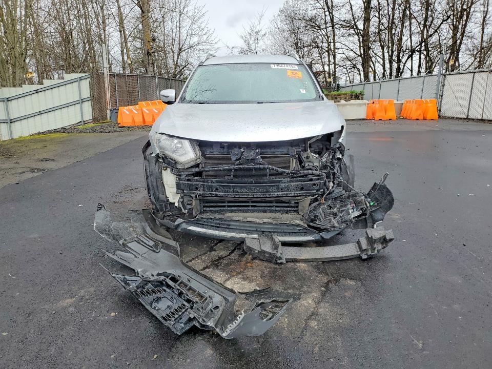 2018 Nissan Rogue sv