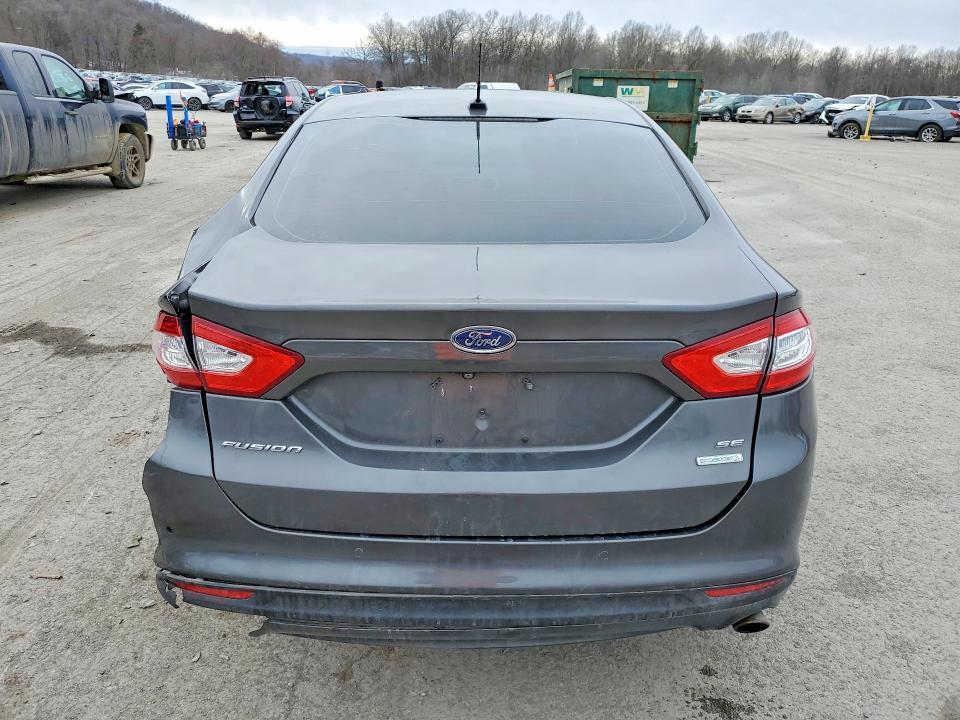 2015 Ford Fusion se