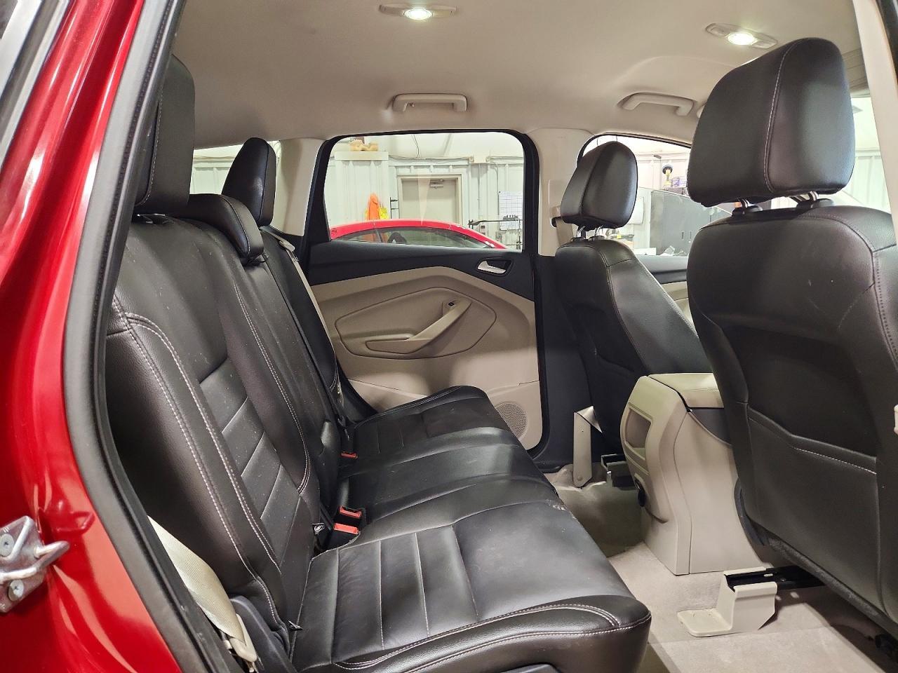 2014 Ford Escape se