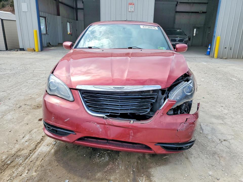 2014 Chrysler 2014 jep 200