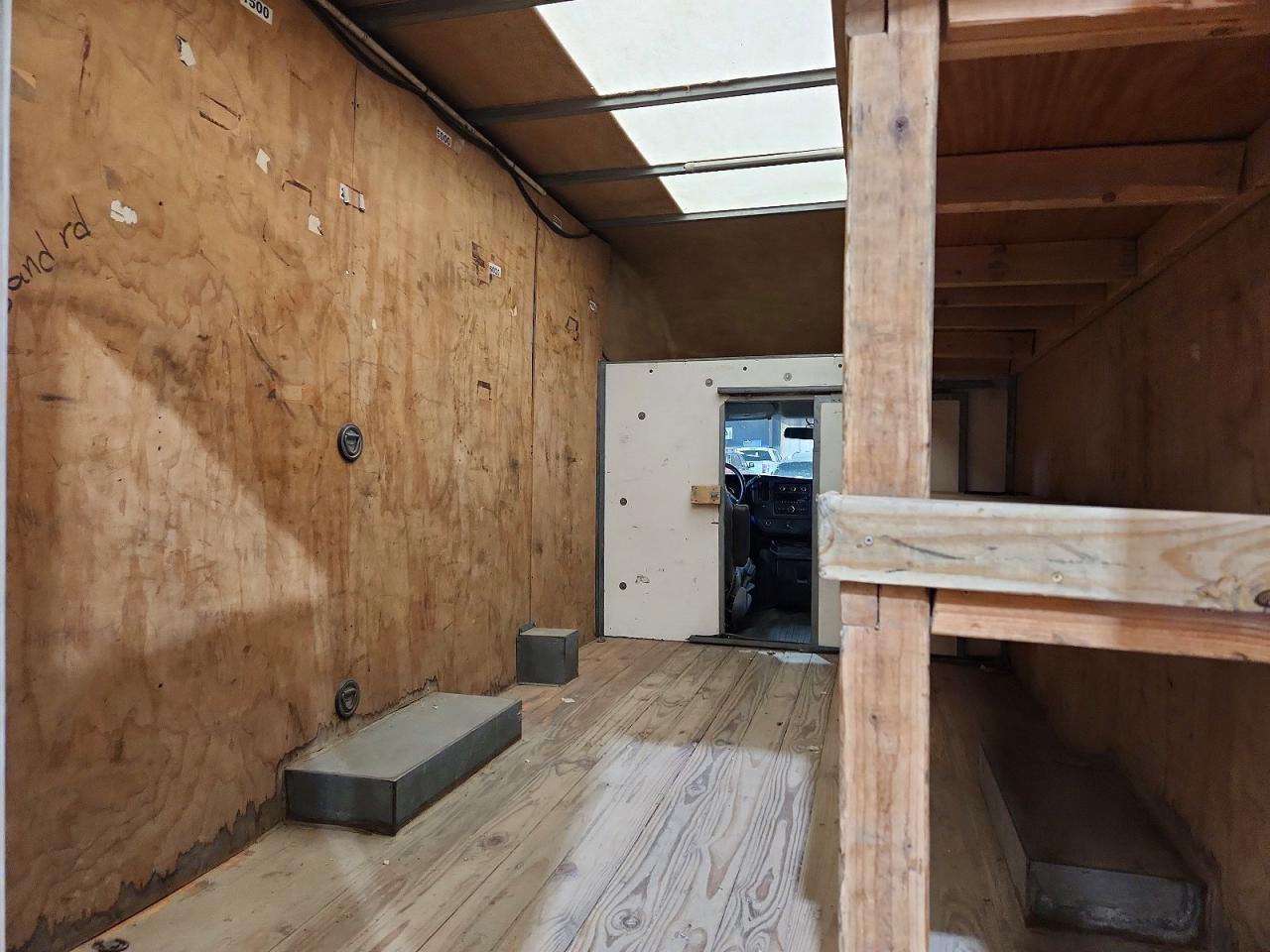 2019 Chev Rolet Express Delivery Truck