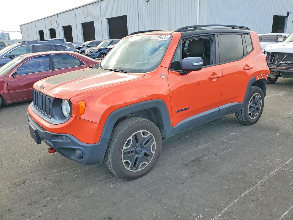2016 Jeep Renegade Trailhawk