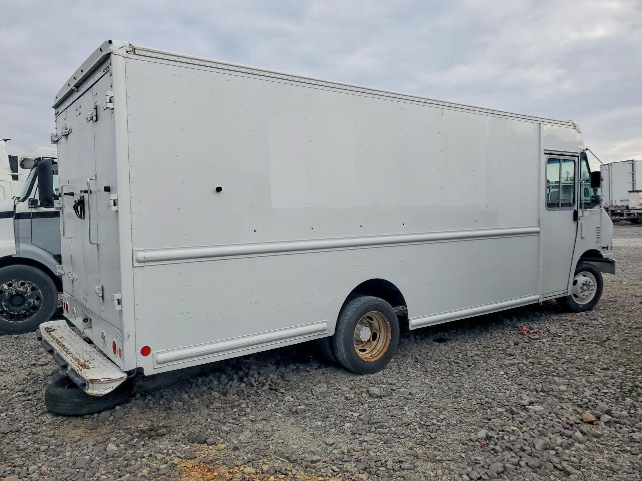2014 Ford F59 Delivery Truck