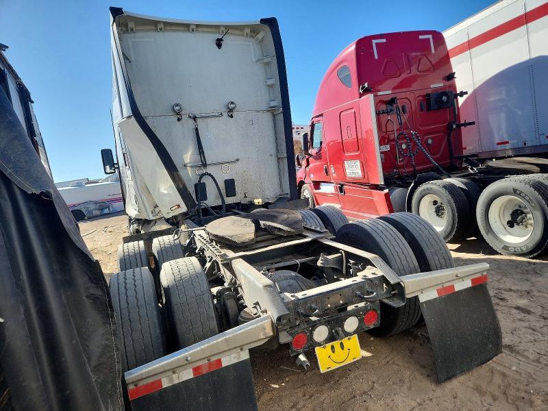 2023 Kenworth T680-Semi Truck