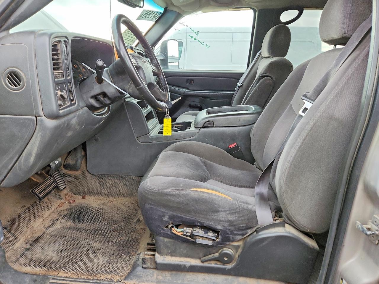 2004 GMC New Sierra K3500