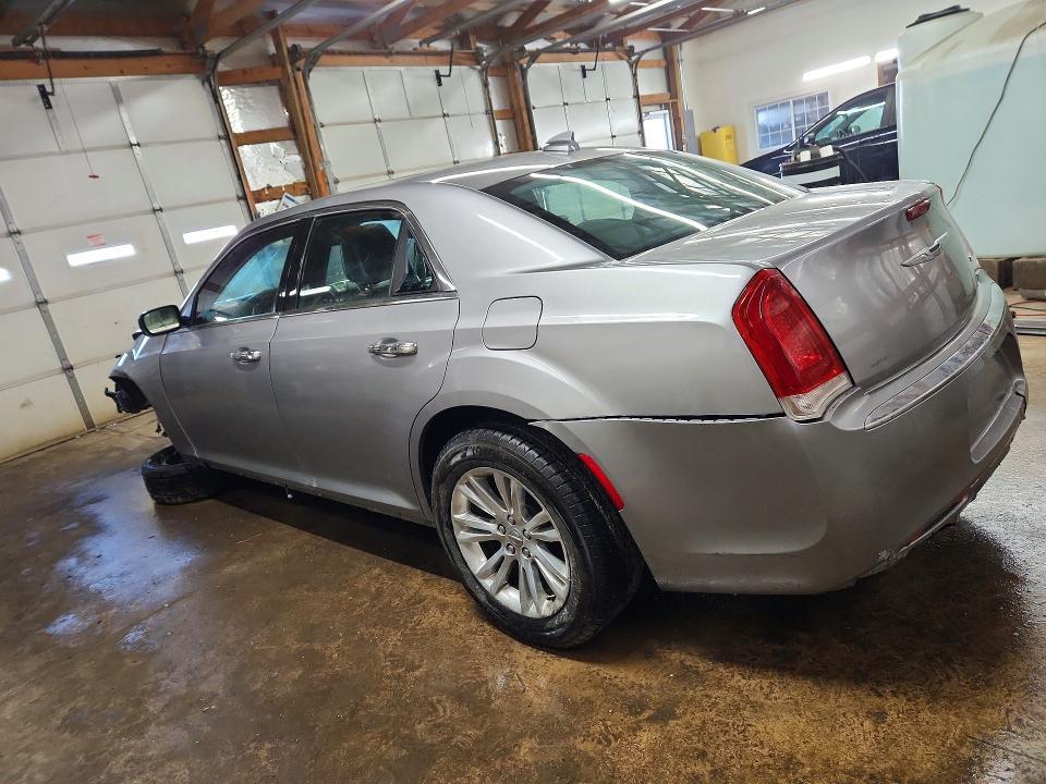 2016 Chrysler 300c
