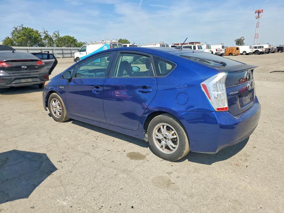 2010 Toyota Prius iii