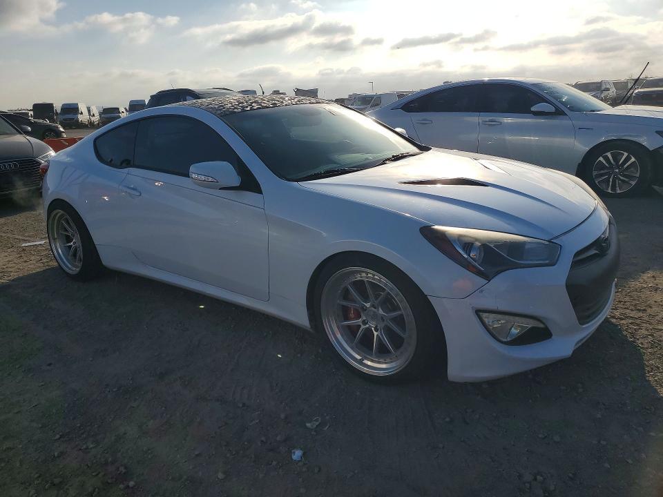 2014 Hyundai Genesis Coupe 3.8 R-spec