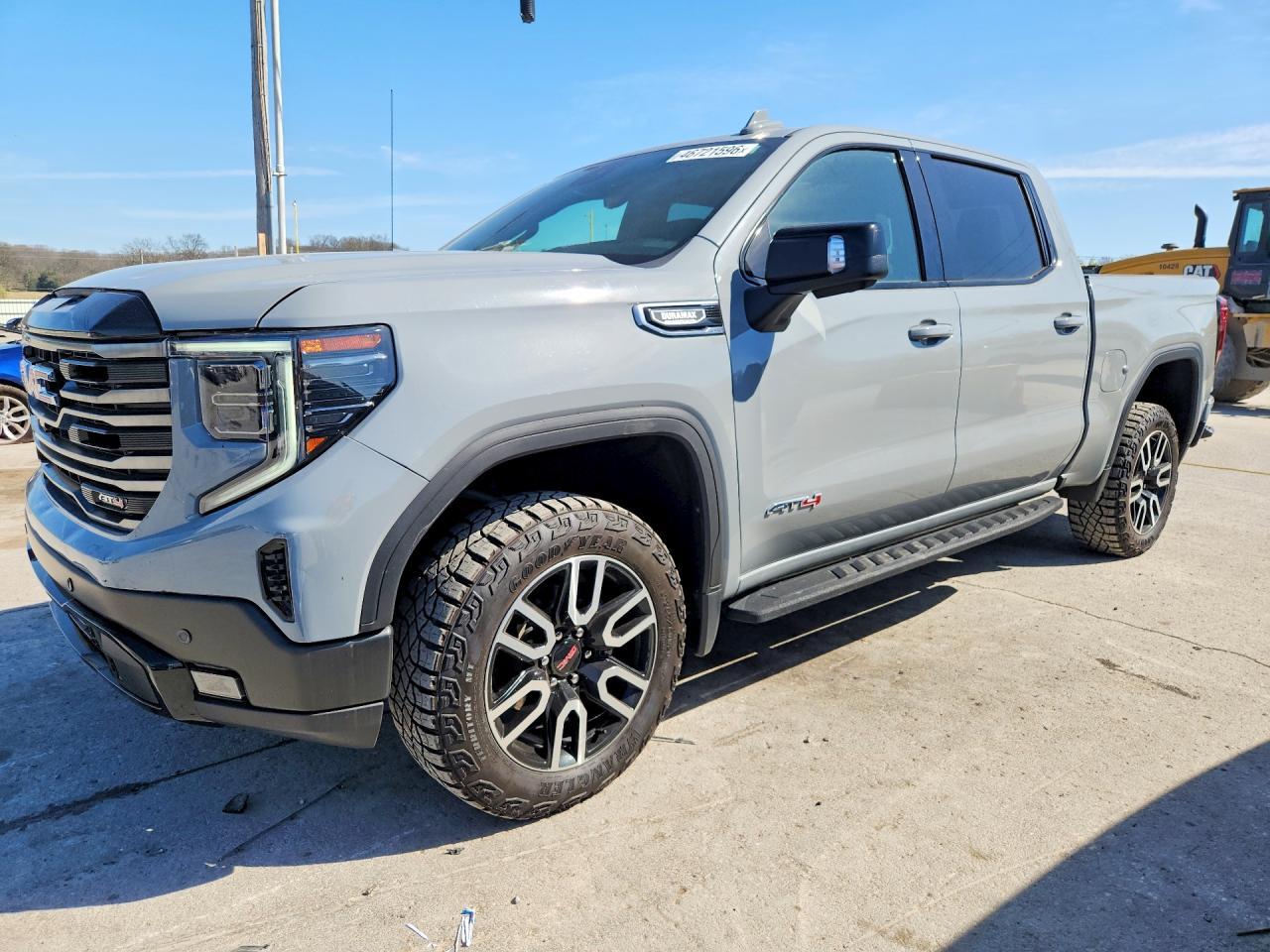 2025 GMC Sierra K1500 AT4