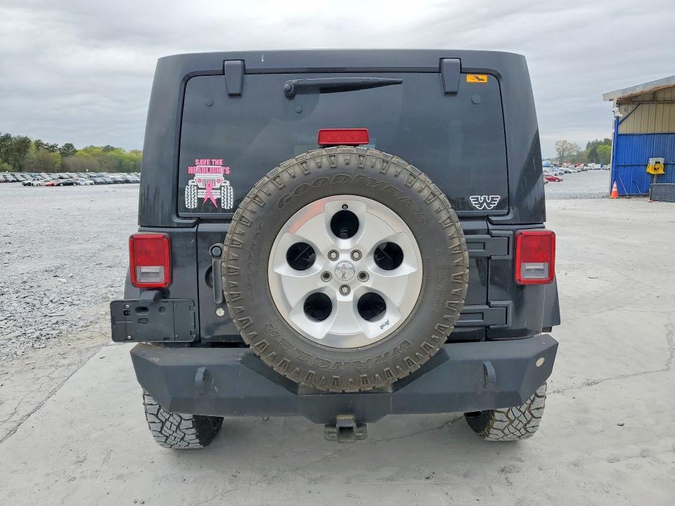 2014 Jeep Wrangler Unlimited Sahara