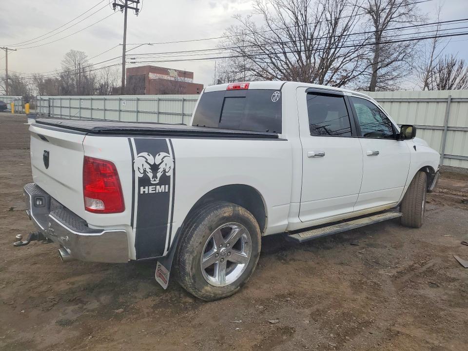 2016 Dodge RAM 1500 SLT