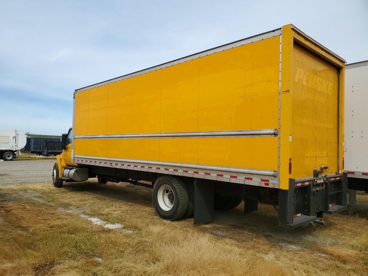 2023 International MV607 BOX Truck