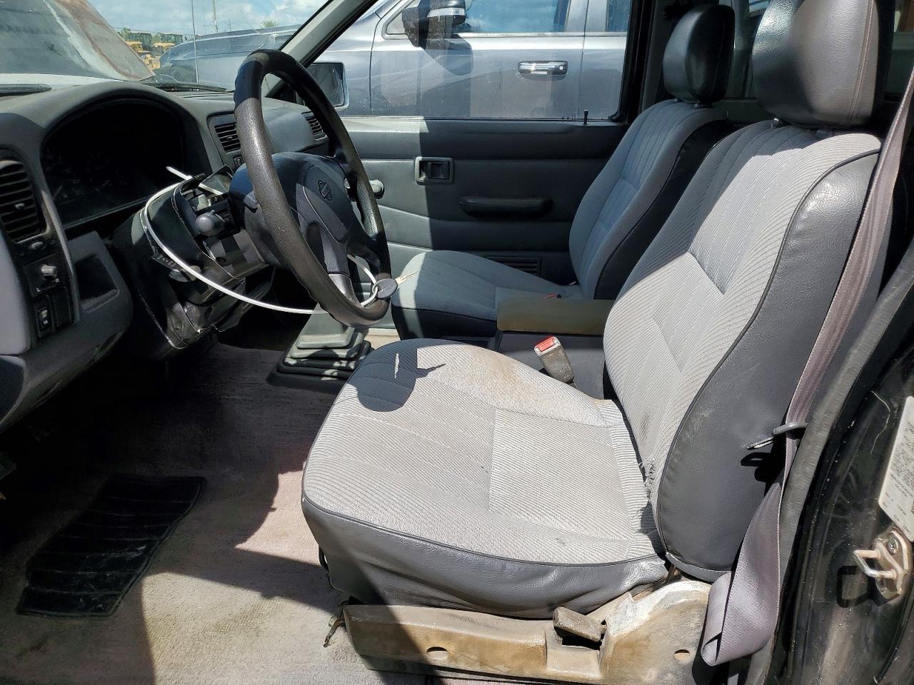 1995 Nissan Truck XE V6
