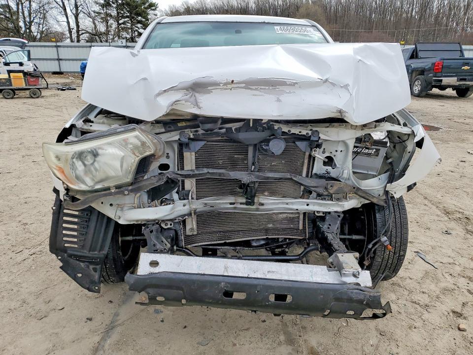 2014 Toyota Tacoma Base
