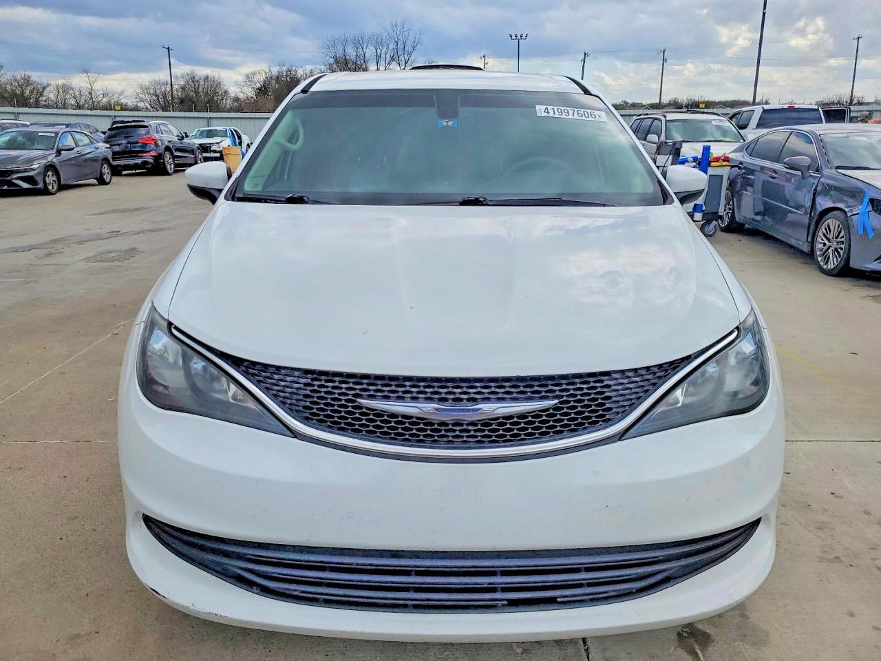 2017 Chrysler Pacifica Touring