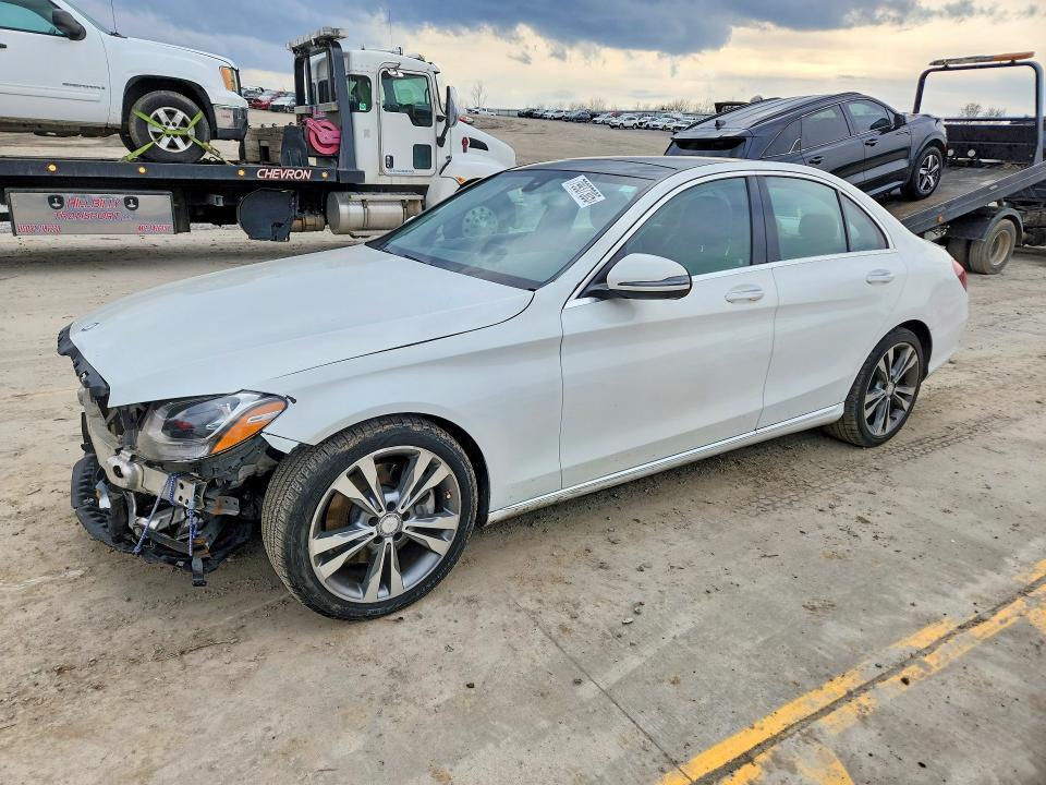 2016 Mercedes-Benz C300