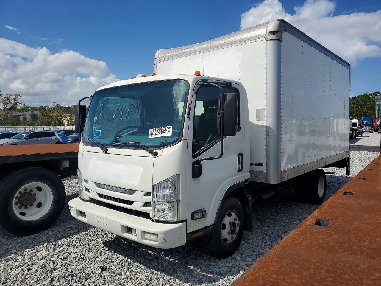2019 Isuzu NPR HD BOX Truck