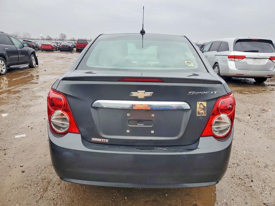 2016 Chevrolet Sonic lt