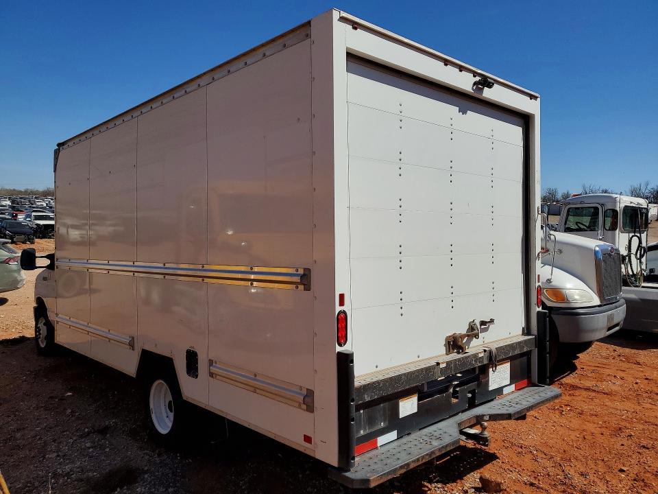 2022 Ford E350 box Truck