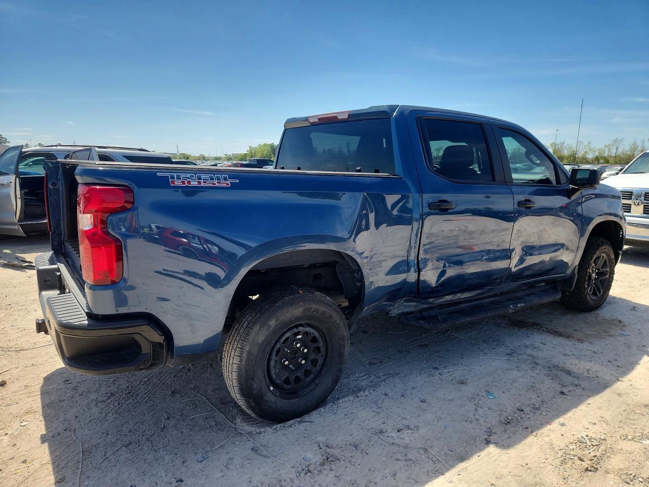 2024 Chevrolet Silverado K1500 Trail Boss Custom