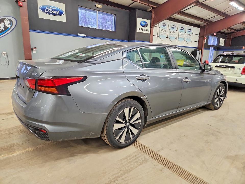 2021 Nissan Altima 2.5 sv