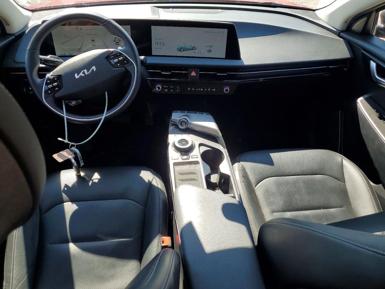2023 KIA EV6