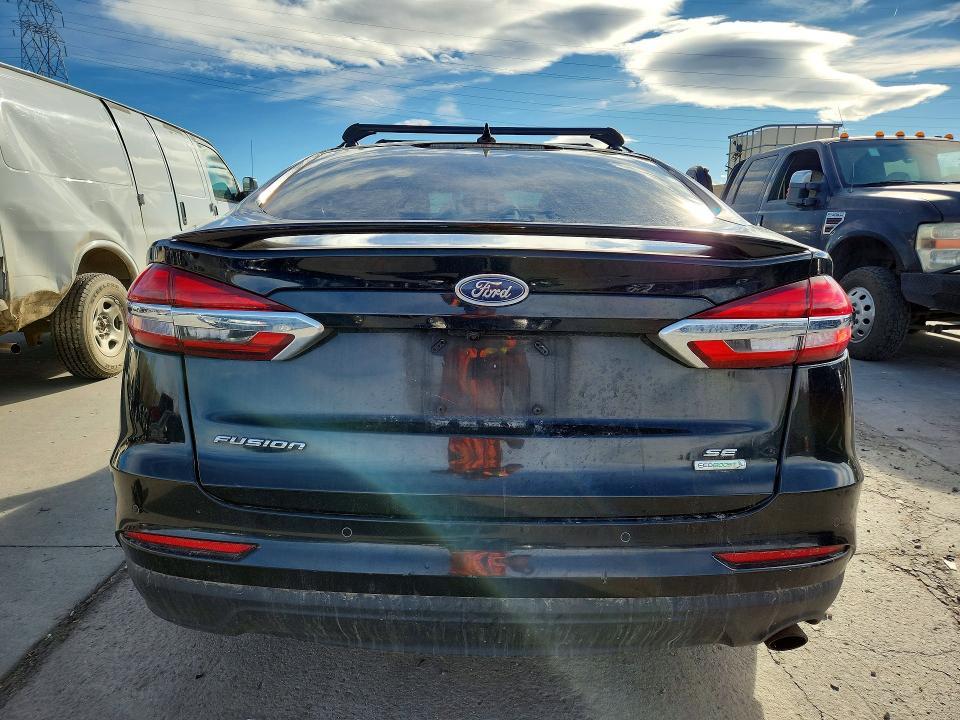 2019 Ford Fusion se