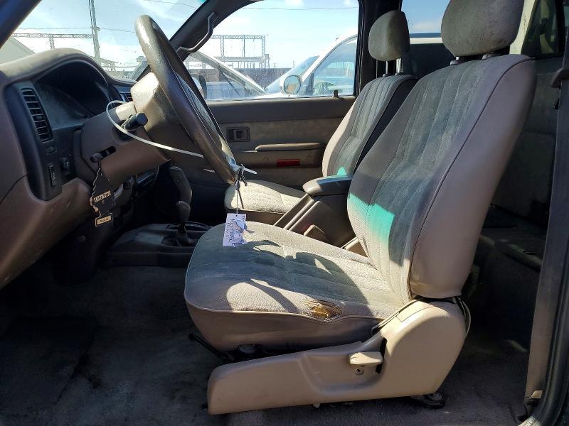 2000 Toyota Tacoma Base