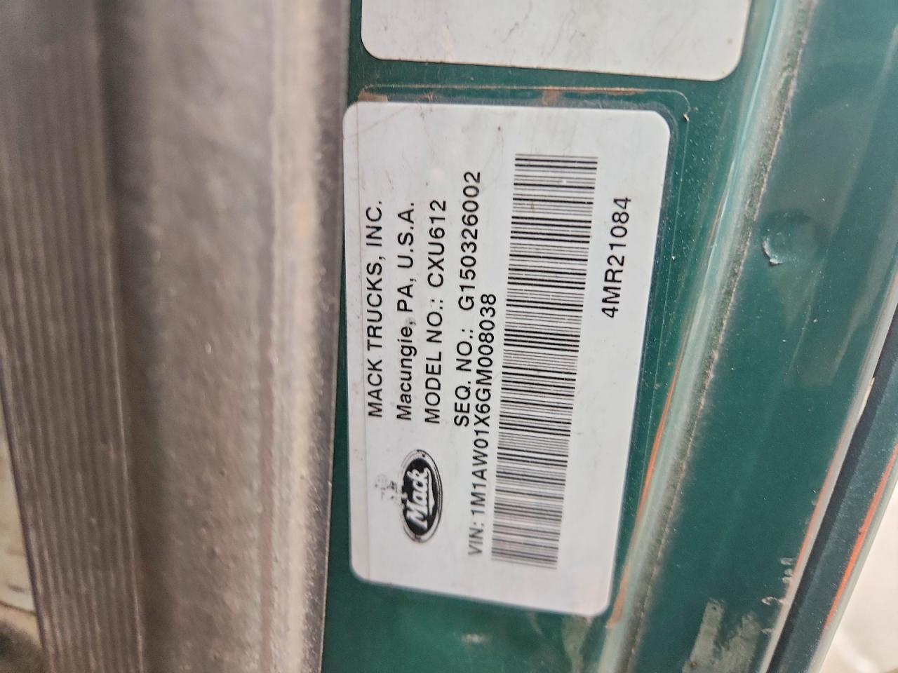 2016 Mack CX612 Semi Truck