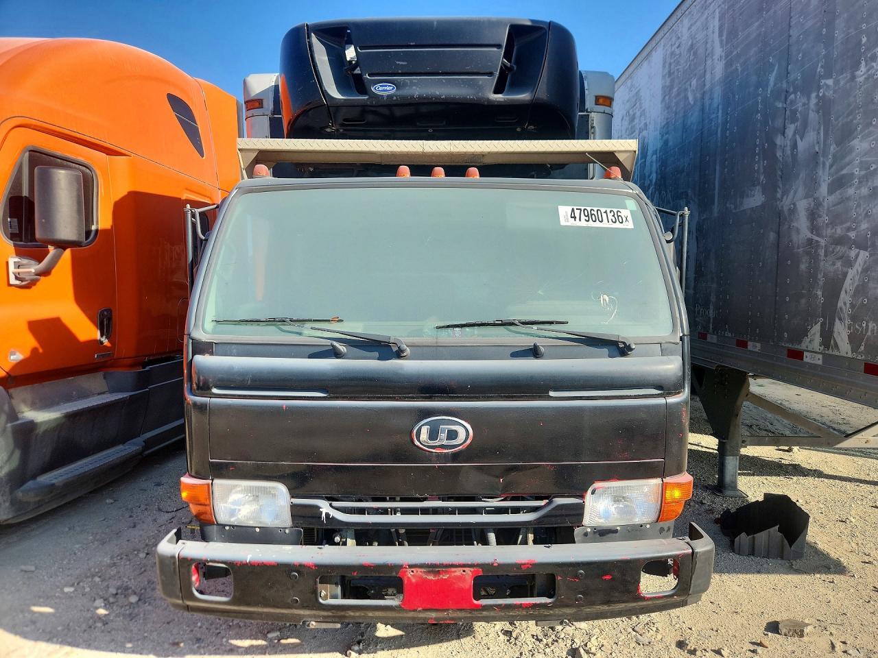 2010 Nissan Diesel UD1400 Refrigerated BOX Truck