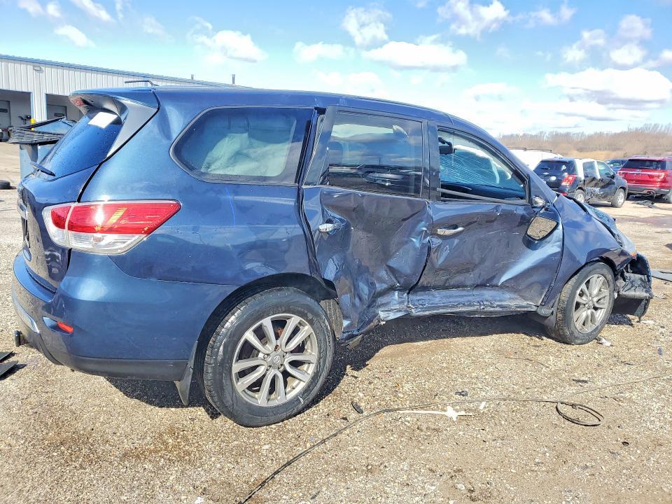 2013 Nissan Pathfinder s